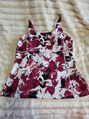 Women’s Floral Print Tank Top in Pink and Black - Tek Gear